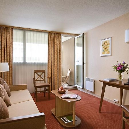 Citadines Centre Meriadeck Бордо Номер фото